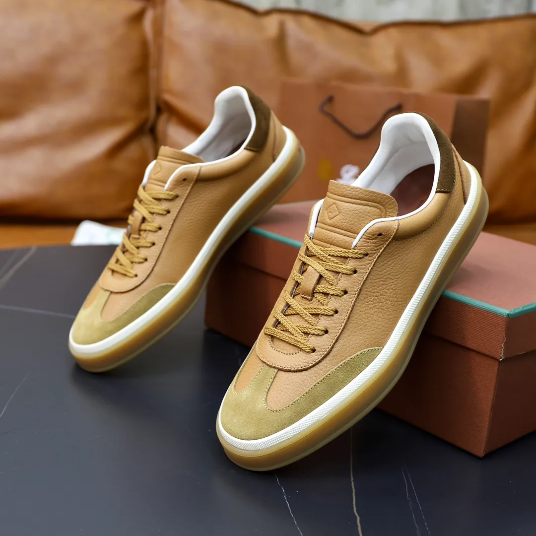 Men's Men's Shoes💰540💰••New Products•• LoroPian*_Noyo-Pianya New men's casual moral training sneakers, LP lace-up casual shoes!  Made of original imported soft cowhide and suede fabric, it highlights the sporty style. The heel is decorated with logo embossing and the original molding. The raw rubber translucent sole combined with the color welt adds a sense of modernity to the shoe. The shoe is overall refreshing and easy to match with style. It has a full cowhide lining for the feet. The original box packaging at the counter comes with wooden balls and a dust bag! Size: 38-44 (.45 customized)